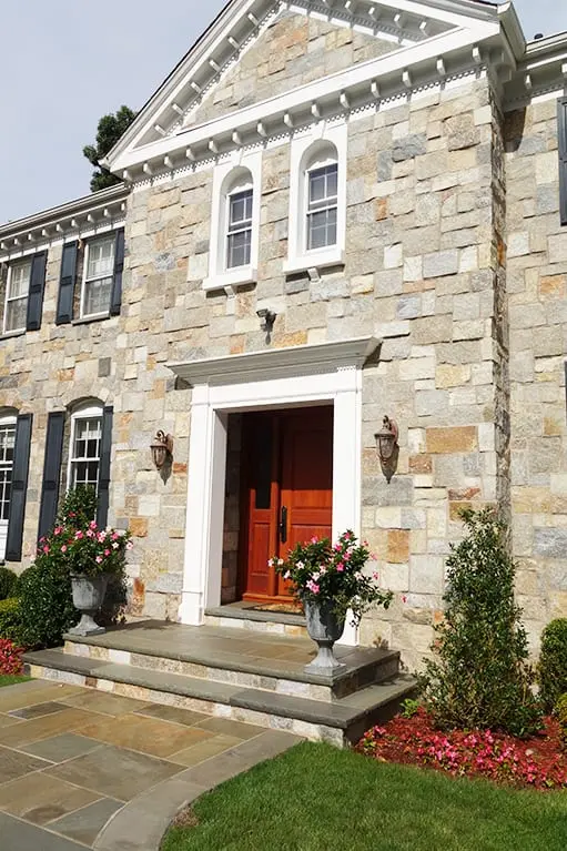 30% Plymouth 30% Gloucester 30% Woodside 10% Nantucket Custom Natural Thin Stone Veneer