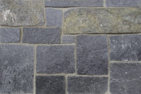Swatch of Juneau real thin stone veneer