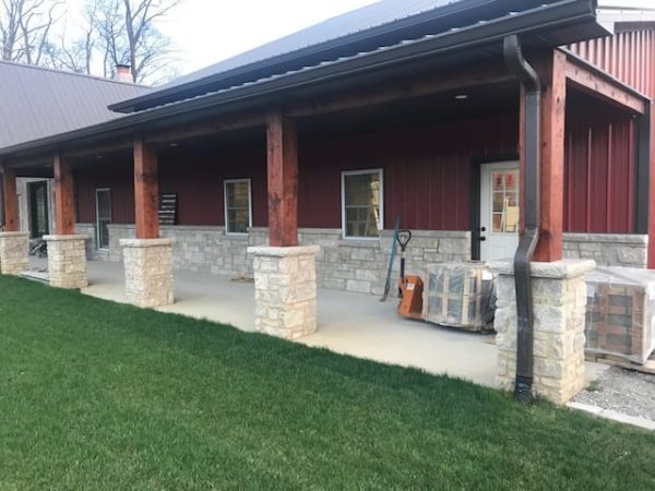 Application of thin stone veneer wainscotting