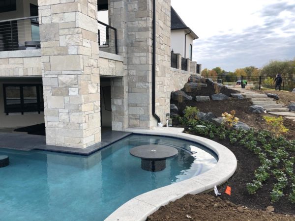 Natural stone veneer pillars