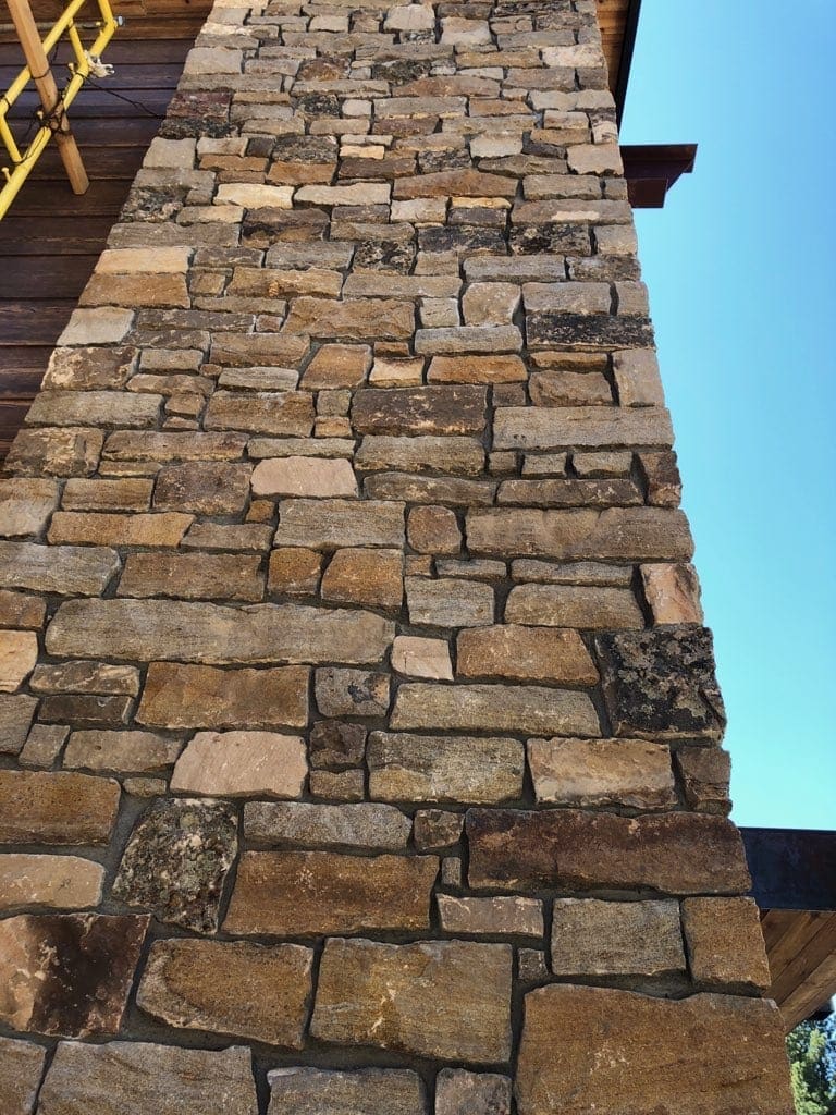 Custom Ashlar Real Stone Veneer Exterior Siding Close-Up