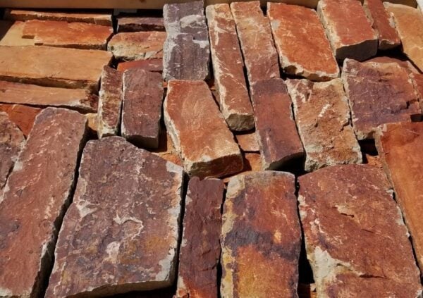 Stock Pallet Canyon Dusk Natural Stone Veneer Pieces