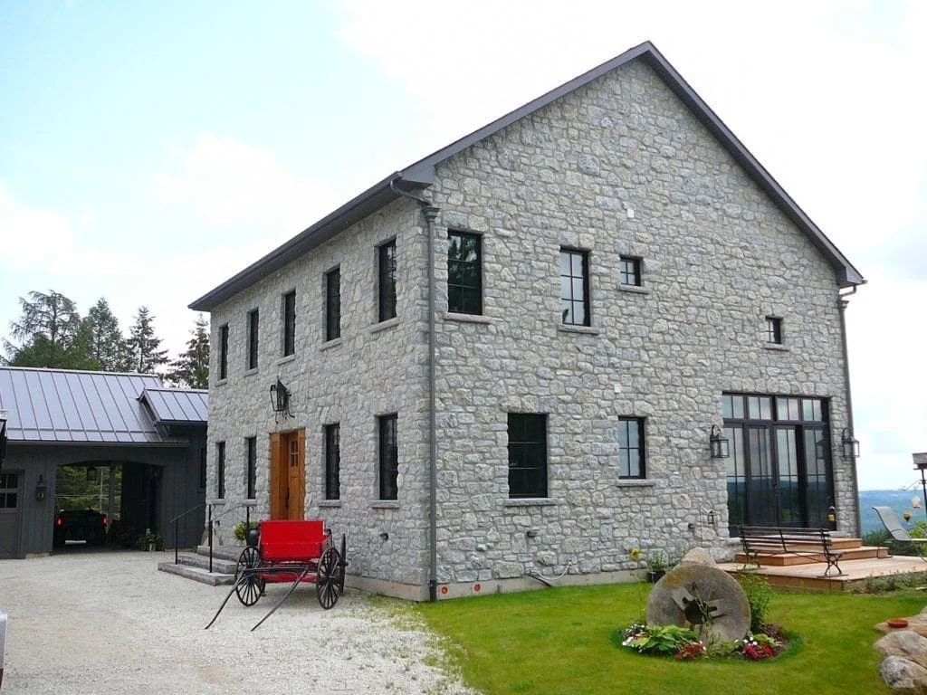 Residential Architecture with Nottingham Real Stone Veneer