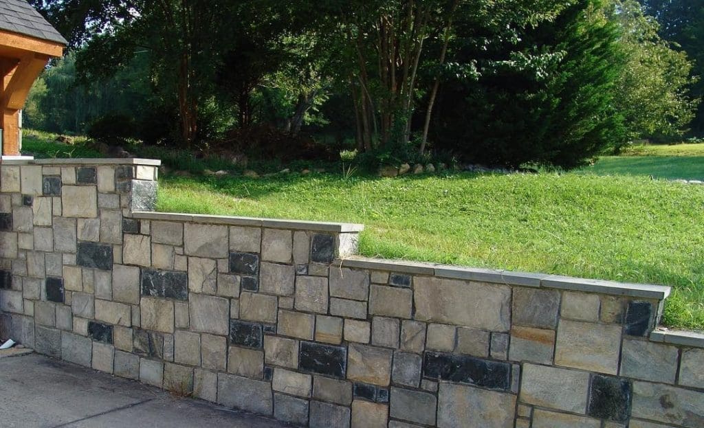 Springfield Classic Grey Castle Rock Style Natural Stone Veneer ...