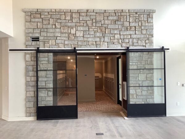 Commercial interior accent wall with Catskill real splitface natural stone veneer