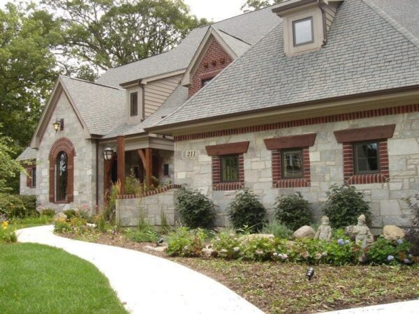 Exterior with Fond du Lac real thin stone veneer