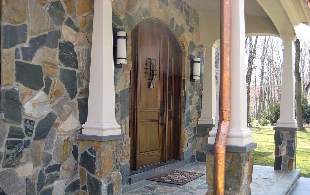 Newport Mosaic Real Thin Stone Veneer Front Entrance