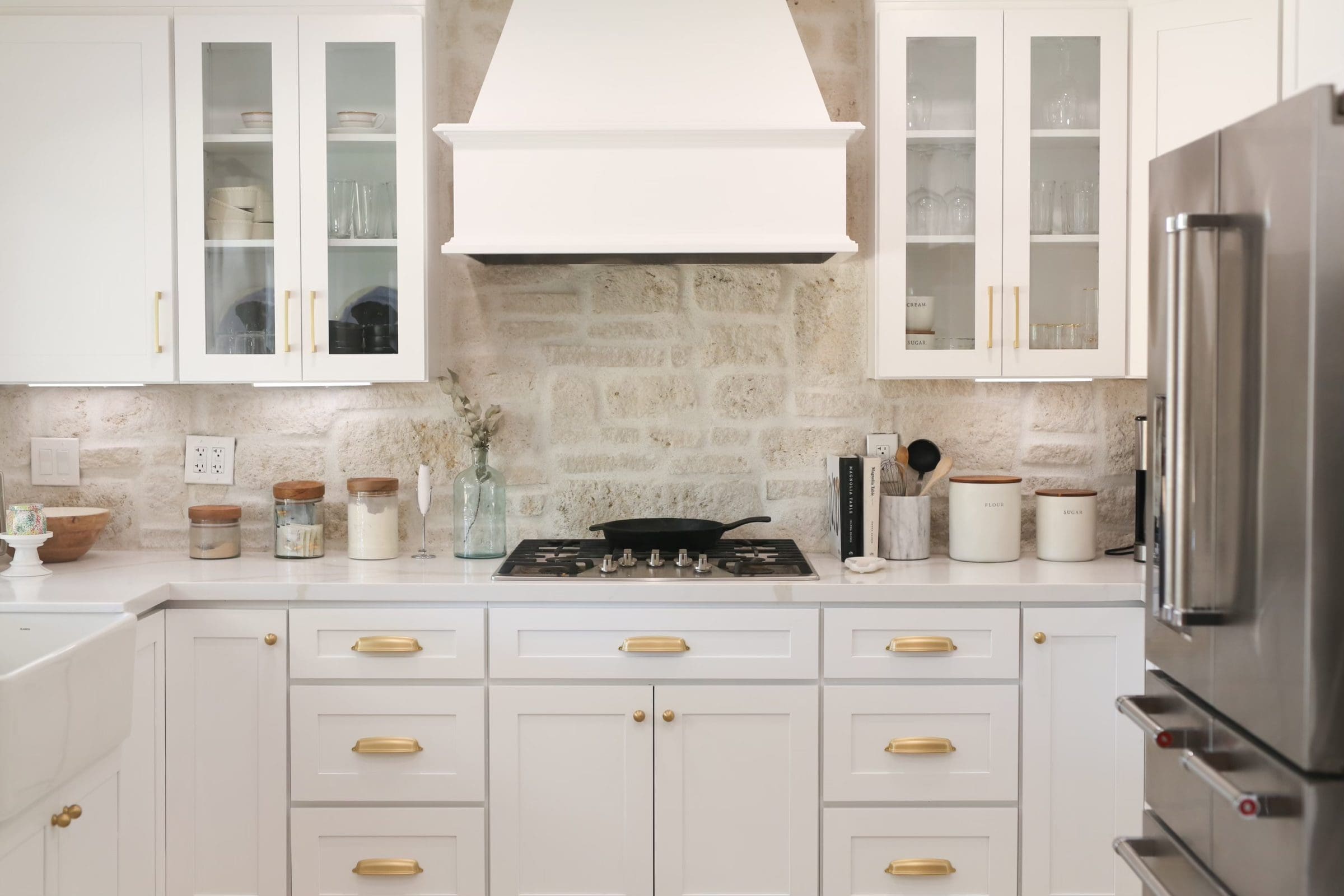 Kitchen Remodel with La Spezia Real Limestone Thin Veneer | Quarry Mill