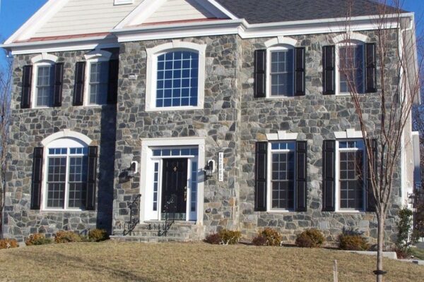 Oxford Diamond and Shelton Natural Stone Veneer Custom Blend Colonial Exterior