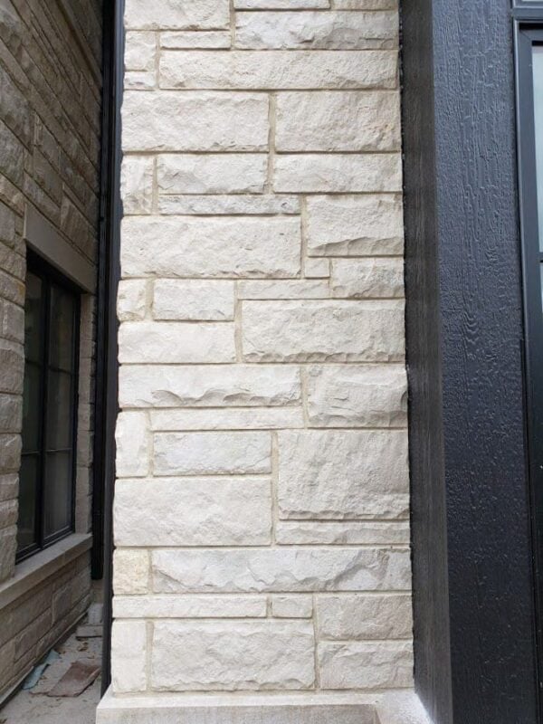 Custom Rockface Winona Real Thin Stone Veneer Exterior