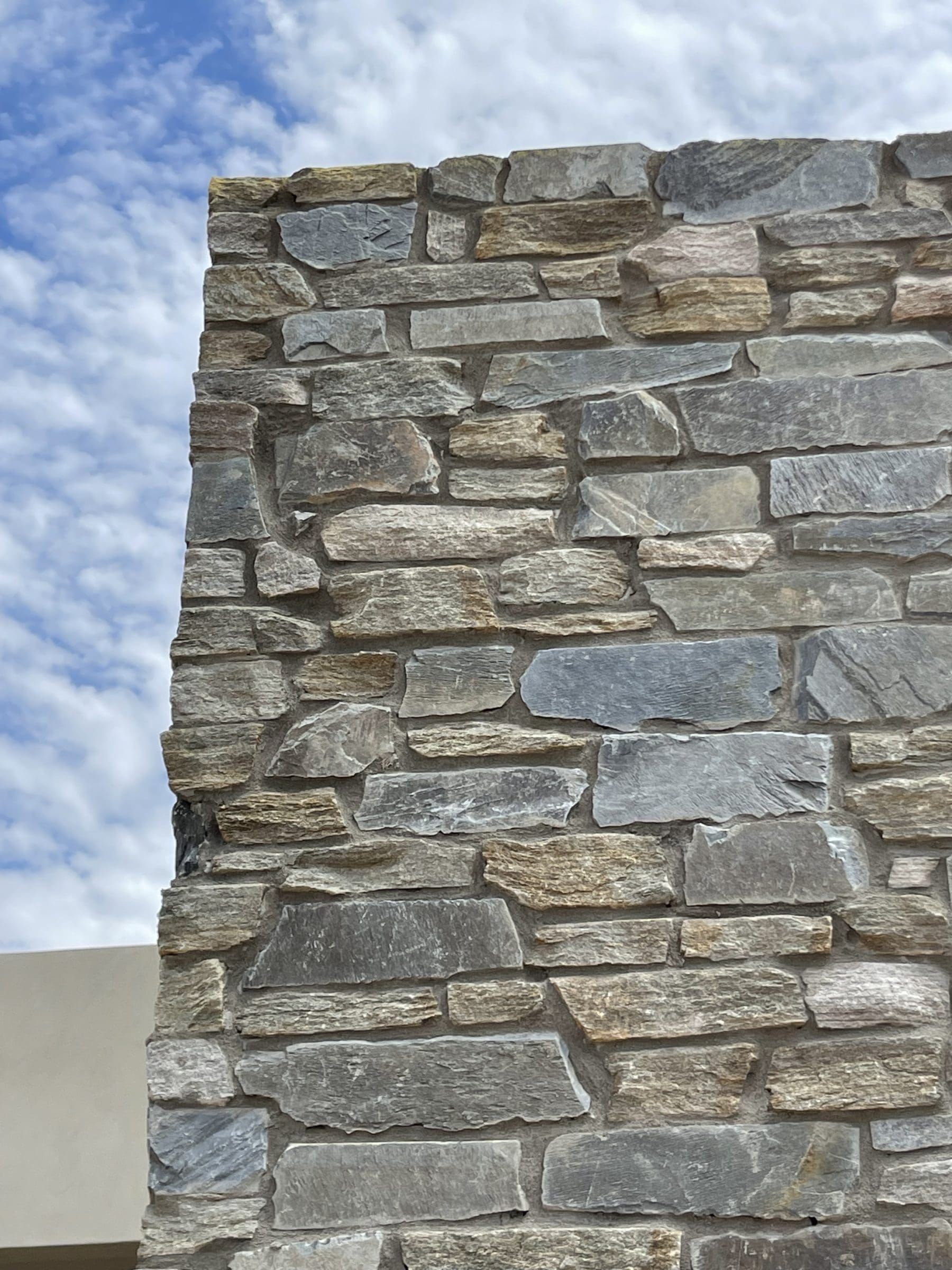 Durham Natural Quartzite Thin Stone Veneer Exterior Natural Thin