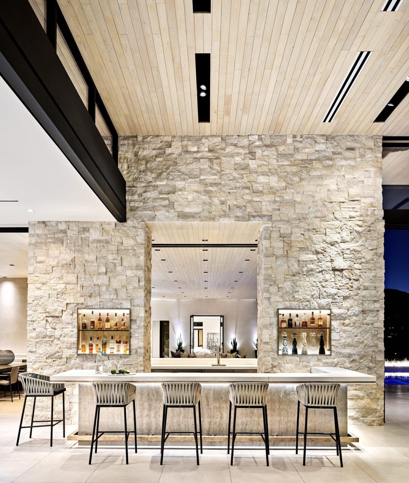 Nob Hill Real Thin Stone Veneer Interior Bar