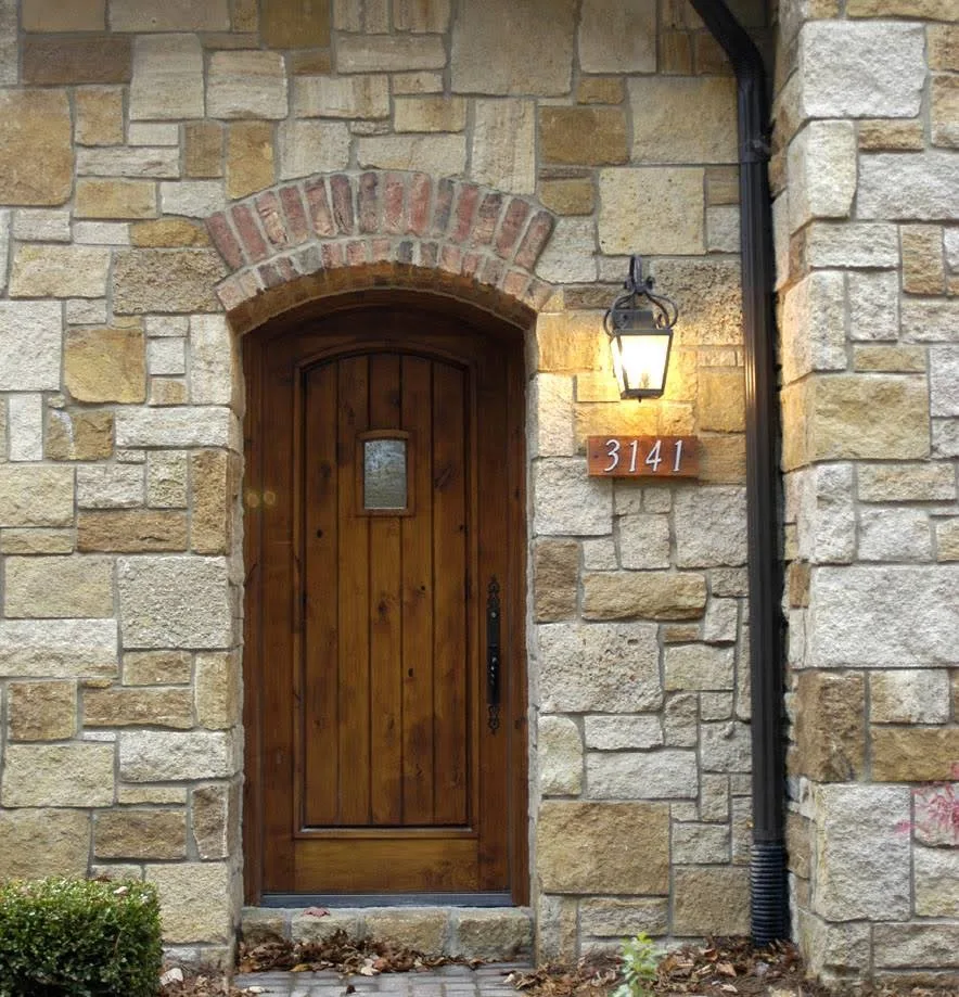 Belvedere Natural Thin Stone Veneer Entrance
