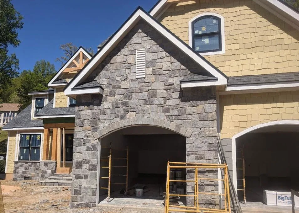 Berkley Castle Rock Natural Stone Veneer Garage