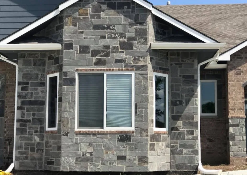 Blackburn Castle Rock Natural Stone Veneer Exterior Siding
