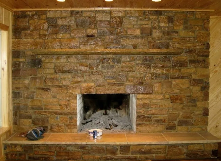 Brentwood Natural Stone Veneer with High Gloss Sealer
