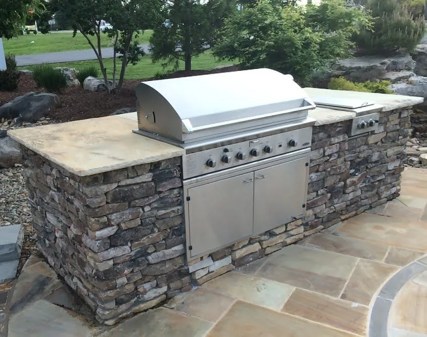 Feldberg Real Thin Stone Veneer Outdoor Grill