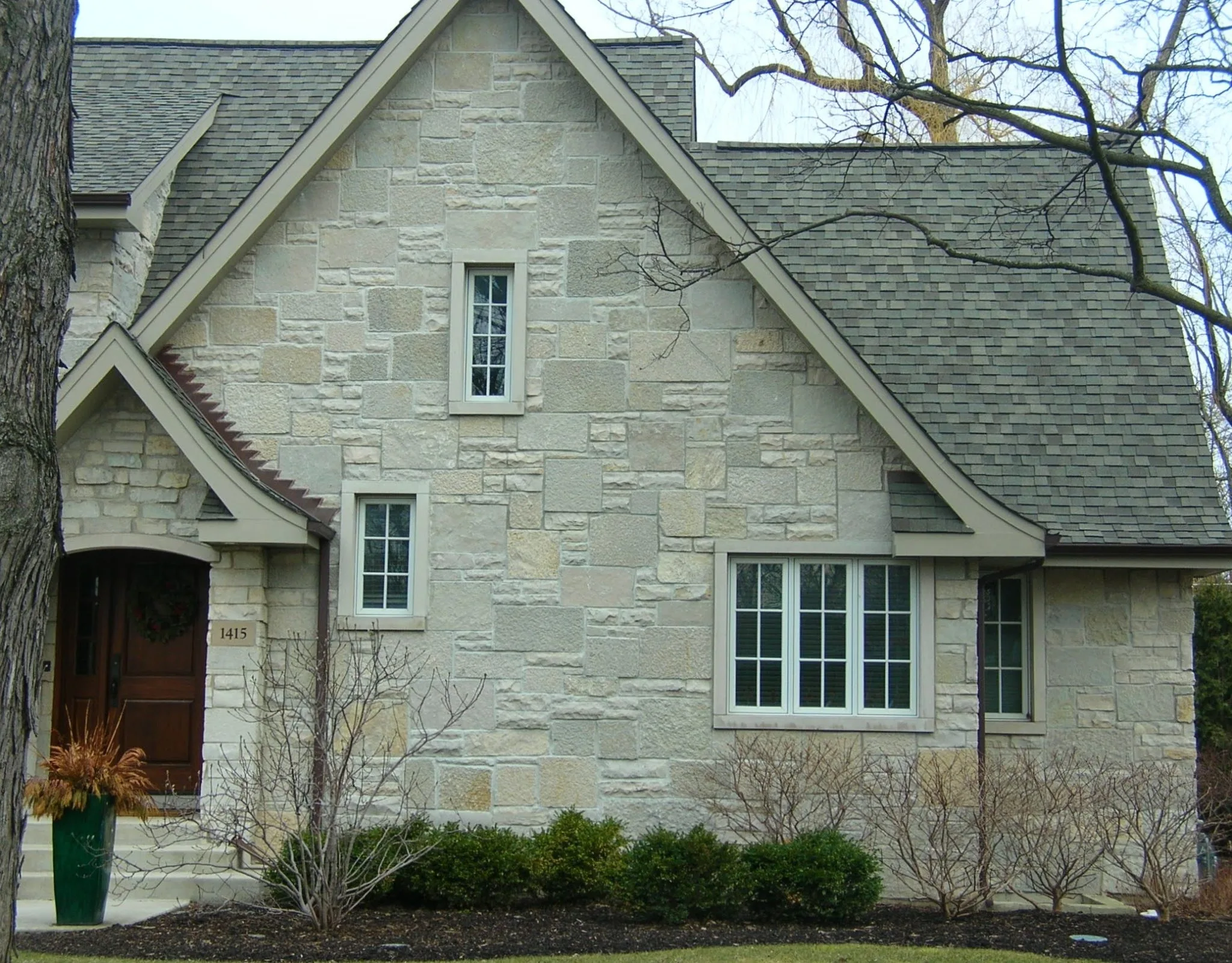 Florence Real Stone Veneer Custom with Rockfacing