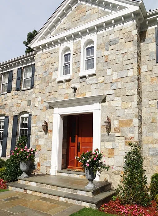 Plymouth Custom Natural Thin Stone Veneer