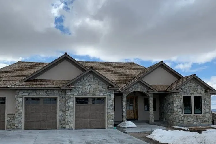 Custom Ashlar Style Natural Stone Veneer Home Exterior