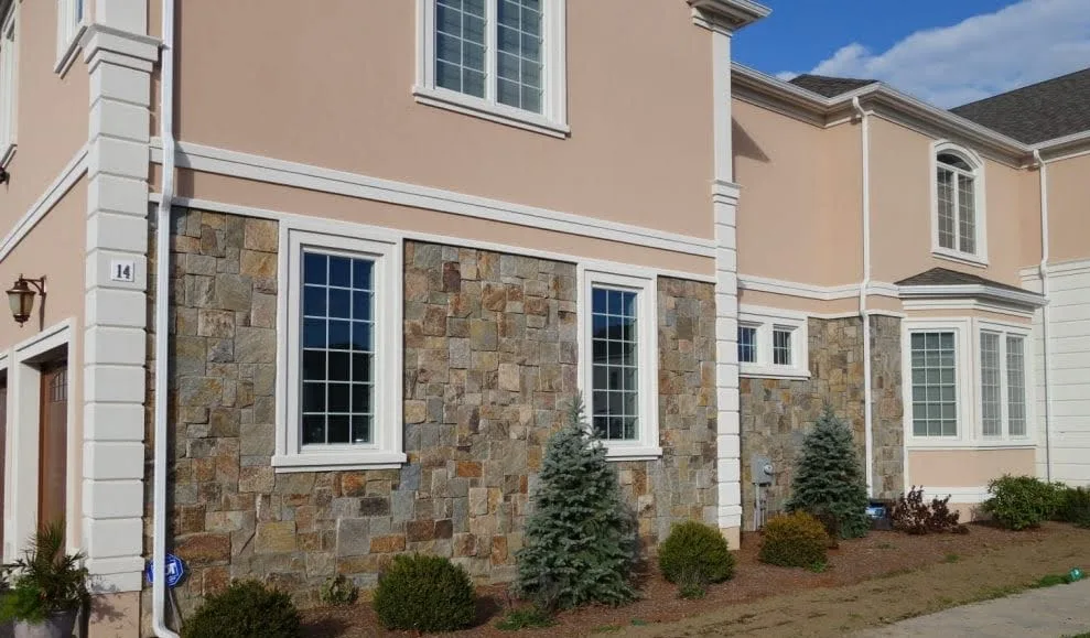 Kingsbury Natural Stone Veneer