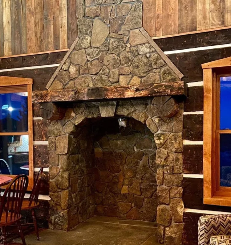 Moss Rock Thin Stone Veneer Wood Stone Surround