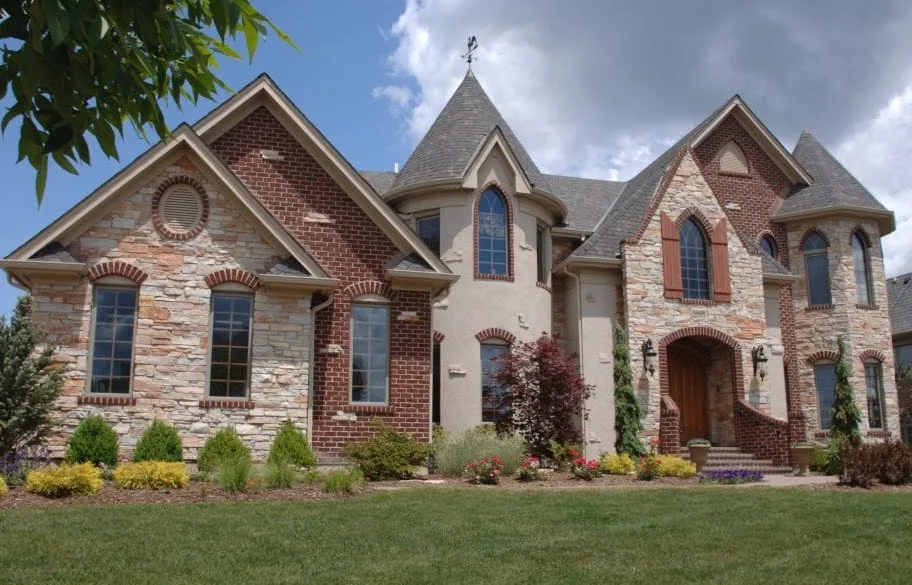 Pennington Natural Thin Stone Veneer Residential Exterior
