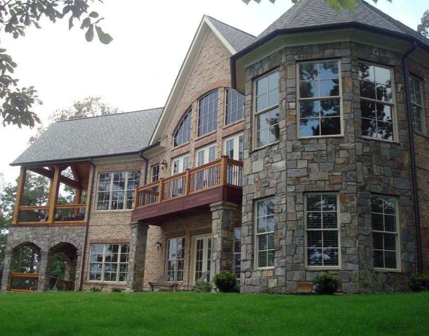 Queen Creek and Rochester Natural Stone Veneer Custom Blend Exterior