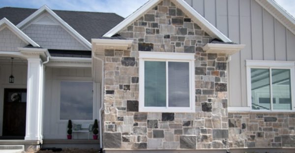 Wyndemere and Malheur Custom Blend Natural Thin Stone Veneer Exterior