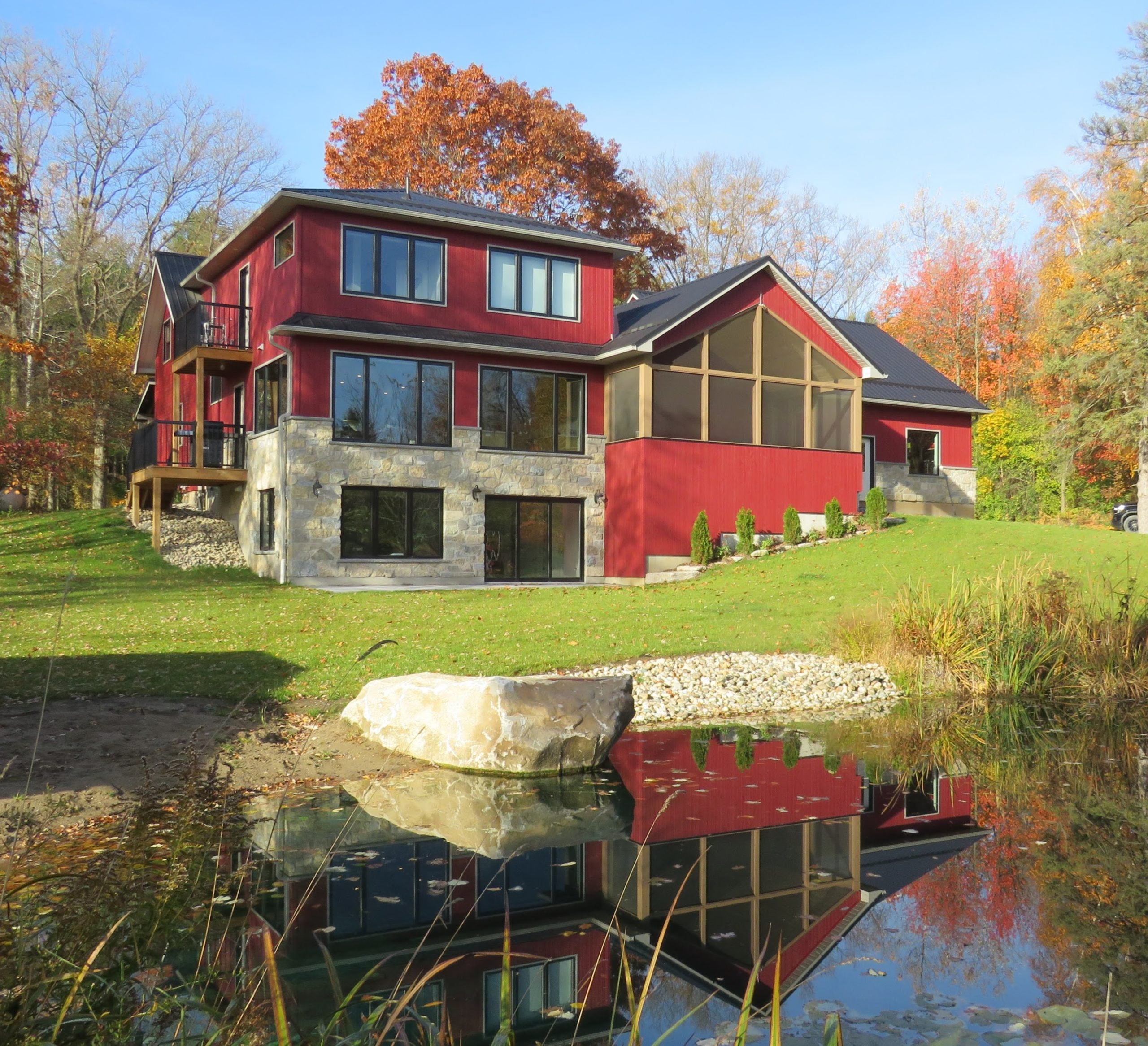 Custom Chateau Natural Thin Stone Veneer Cabin