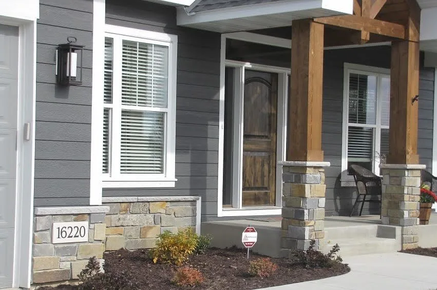 Shenandoah Natural Thin Stone Veneer Wainscoting