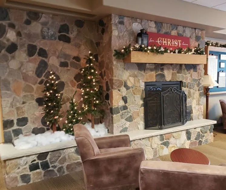 Split Fieldstone Thin Stone Veneer Fireplace