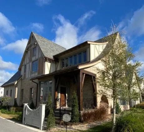 Tuscan Antique Natural Thin Stone Veneer Curb Appeal