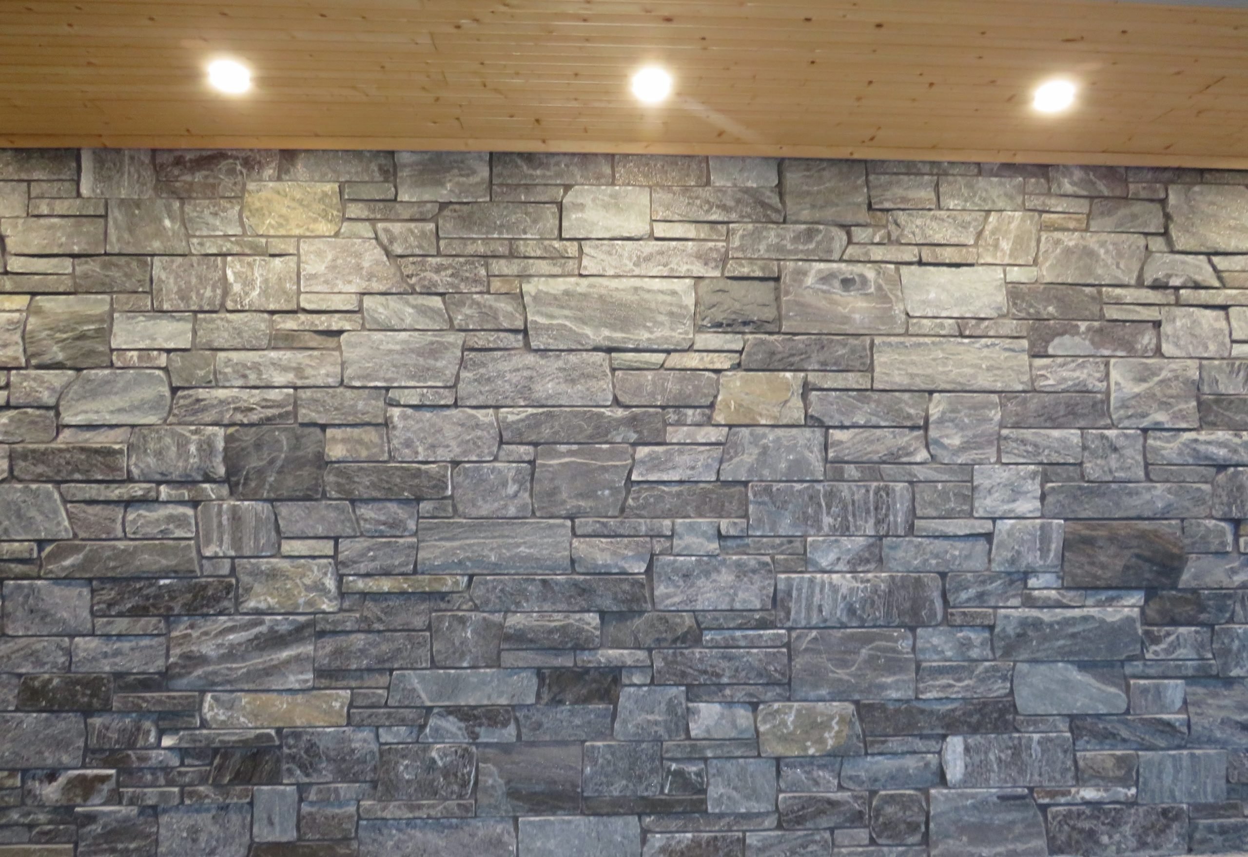 Pembroke Splitface Real Thin Stone Veneer Exterior