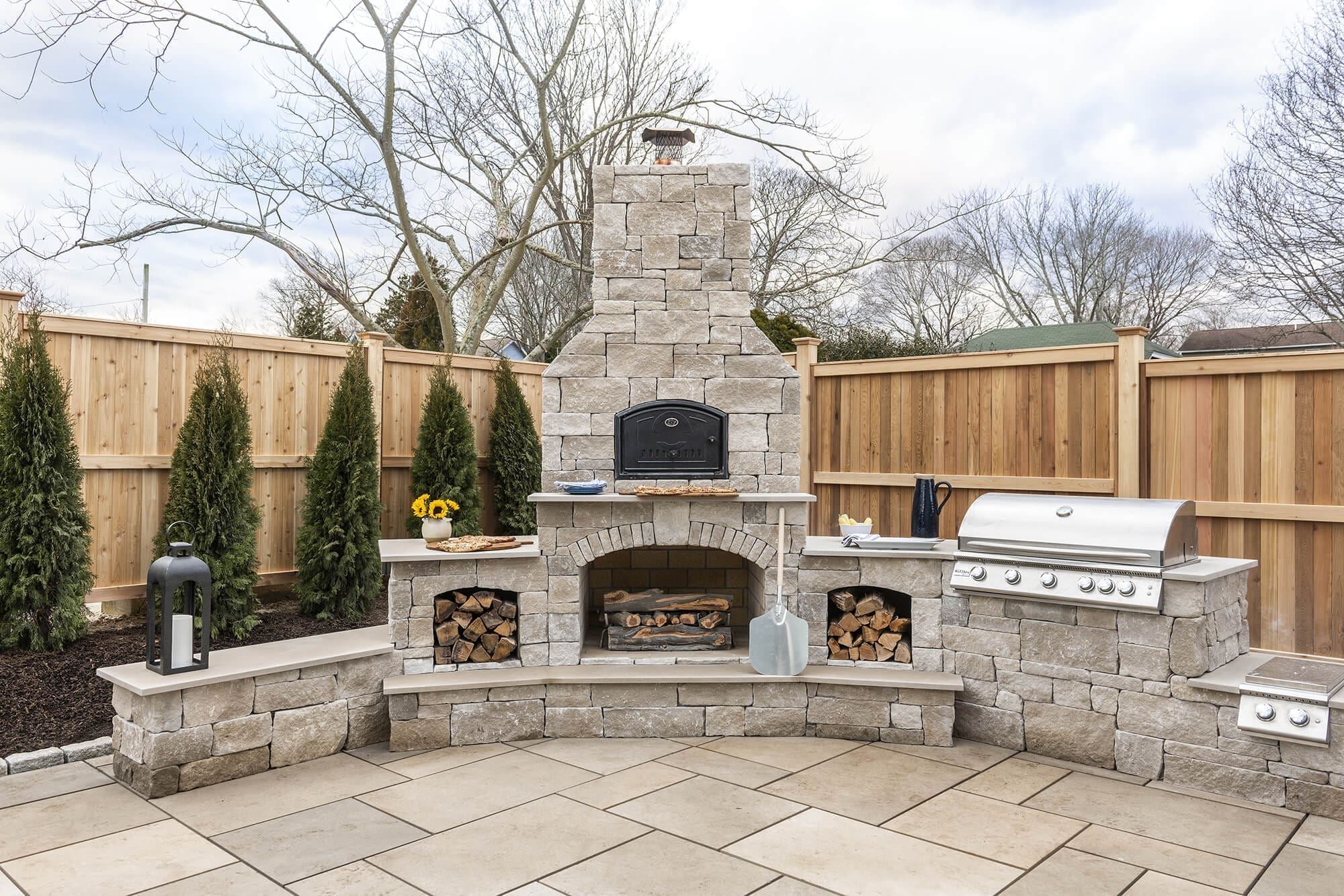 Edison Real Thin Stone Veneer Drystacked Outdoor Fireplace