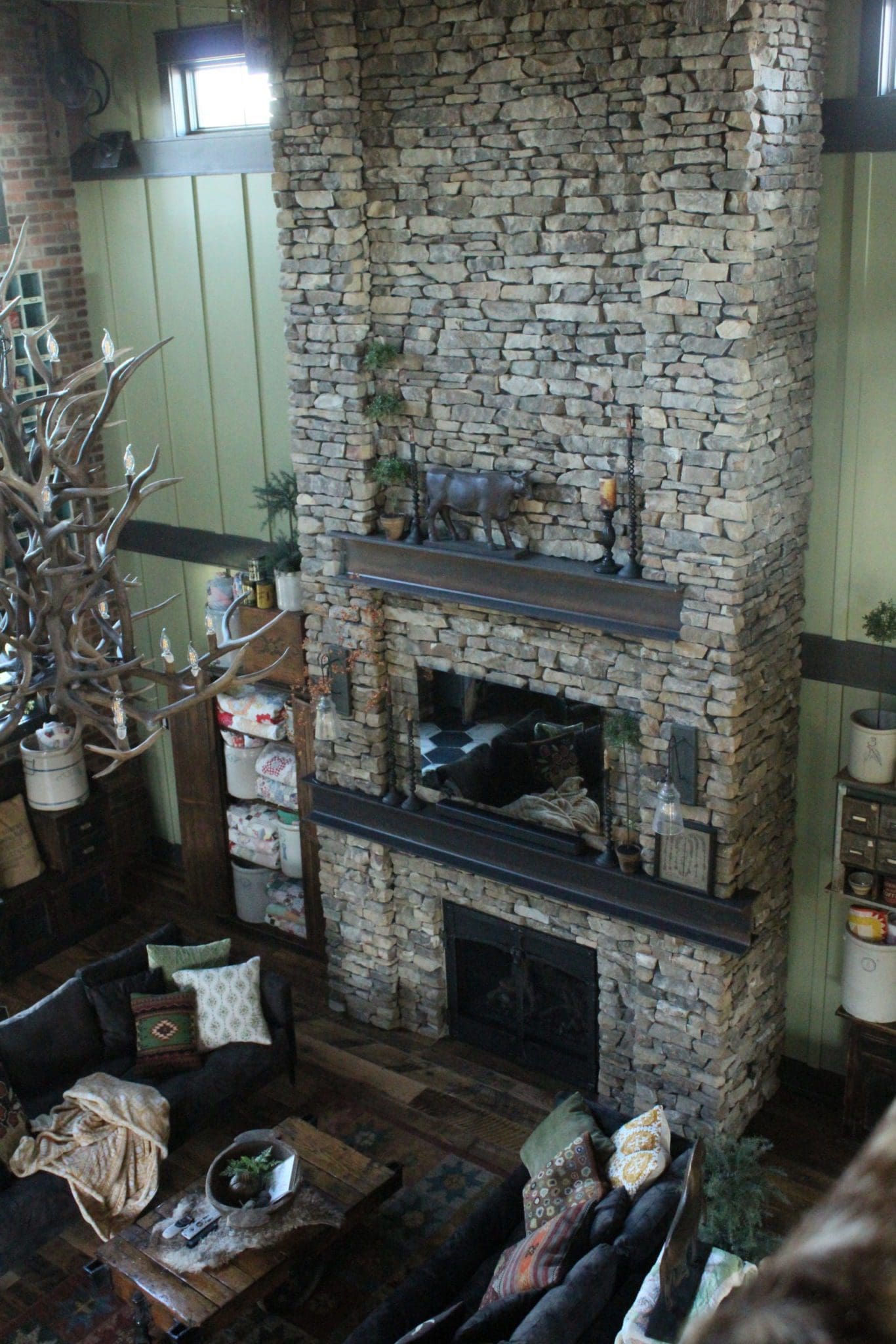 Feldberg Real Thin Ledgestone Veneer Fireplace