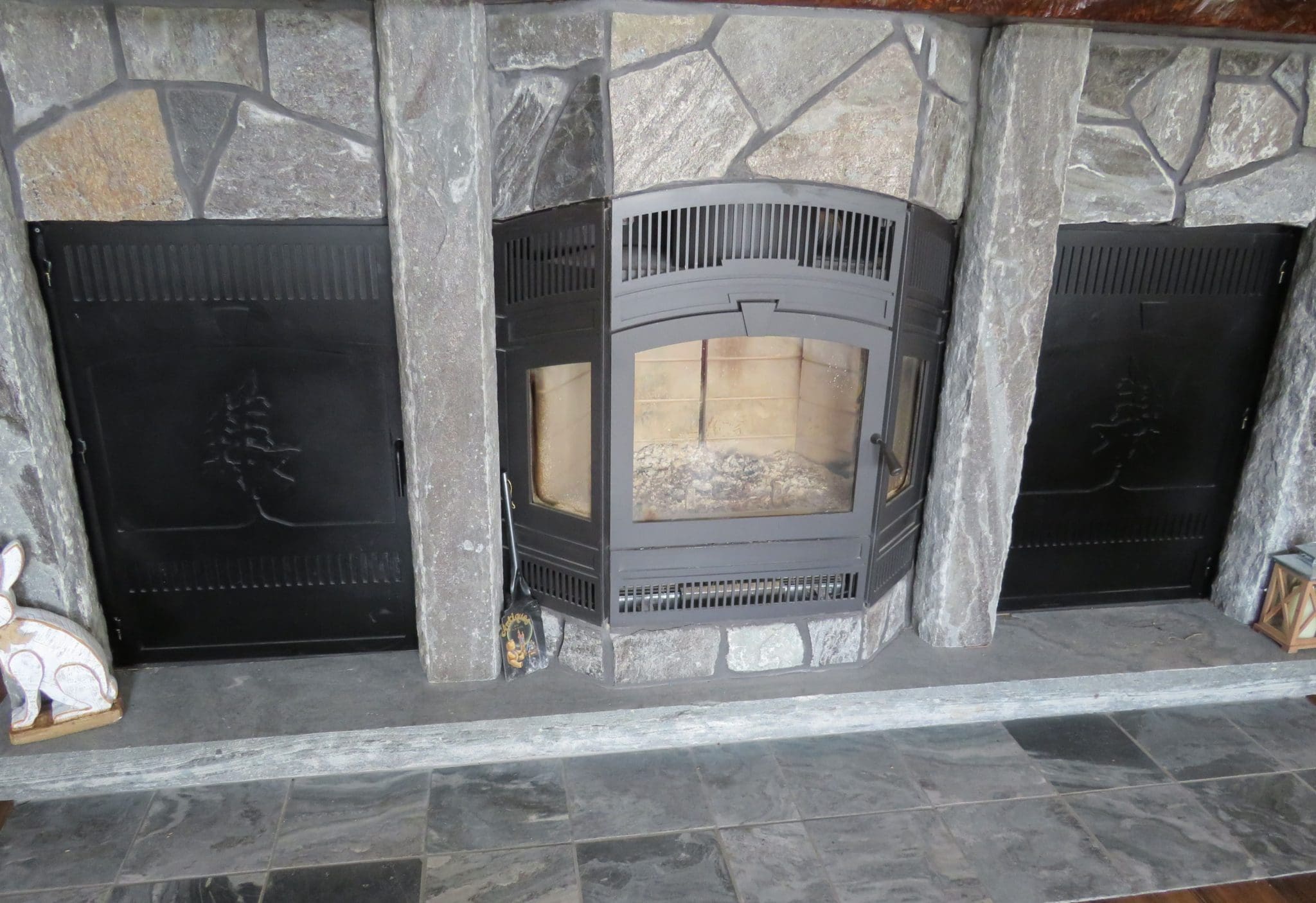 Concord Natural Thin Stone Veneer Interior Fireplace