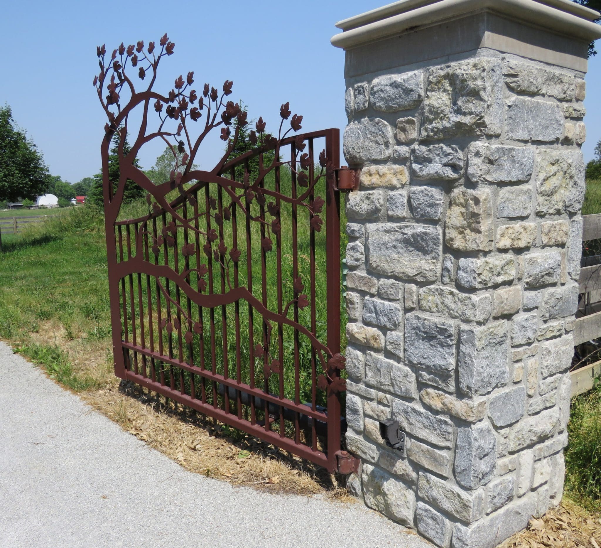 Chateau and Nottingham Entrance Gate Pillar