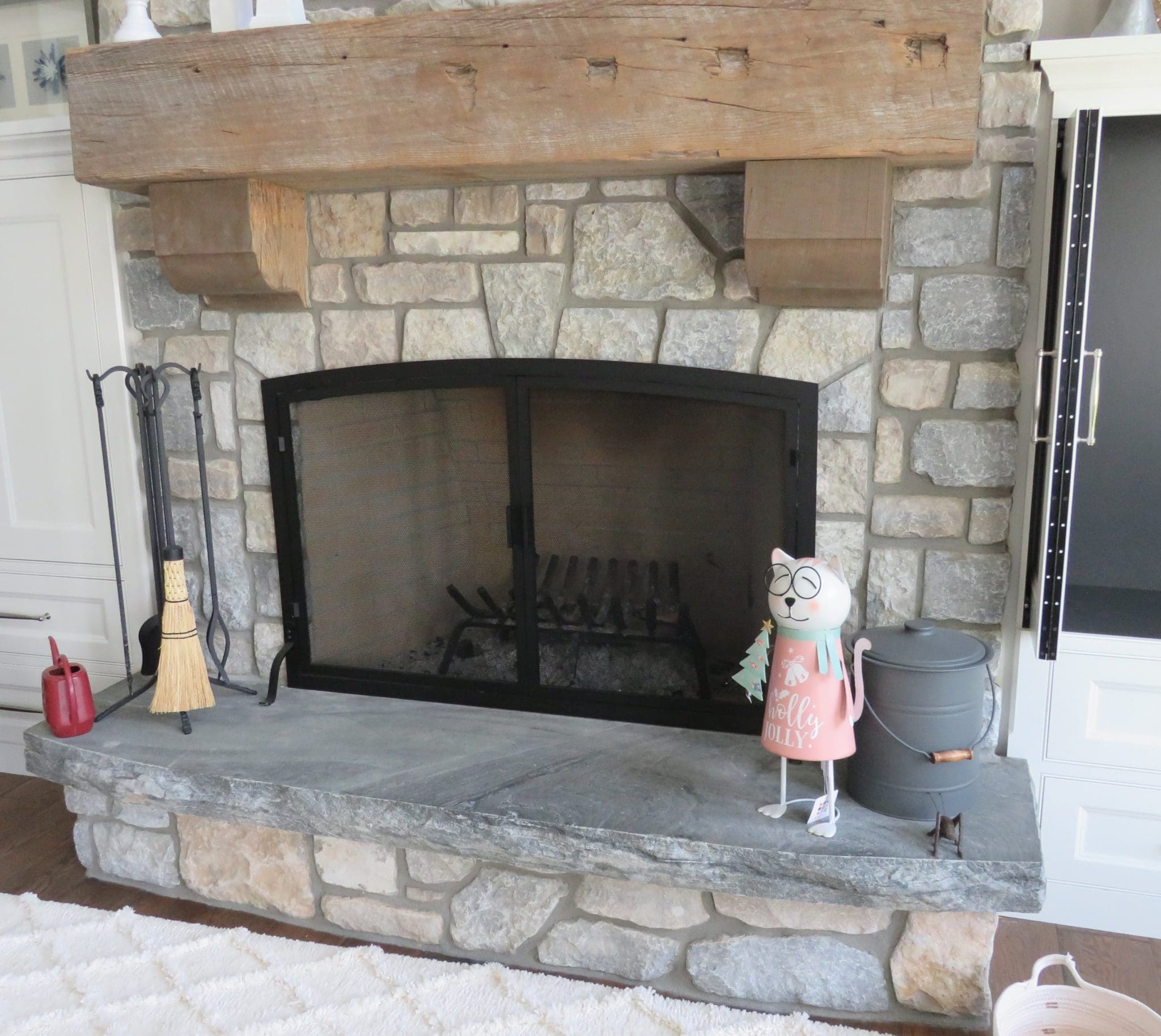 Chateau and Nottingham Natural Stone Veneer Interior Fireplace