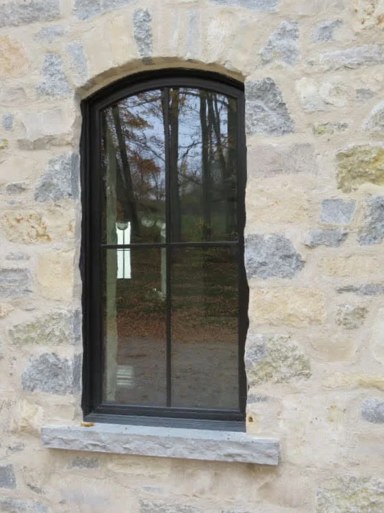Nottingham Custom Natural Thin Veneer Exterior Flush Joint with Tan Mortar