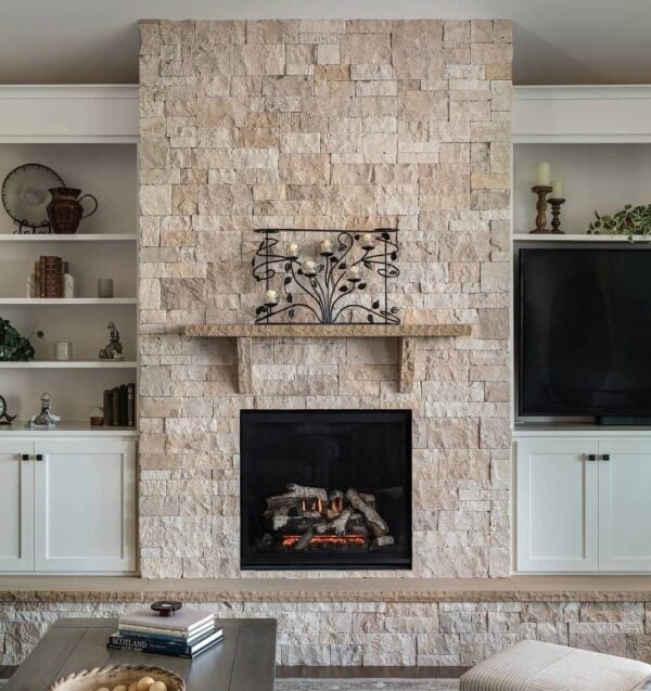 Primavera Natural Thin Stone Veneer Drystacked Fireplace