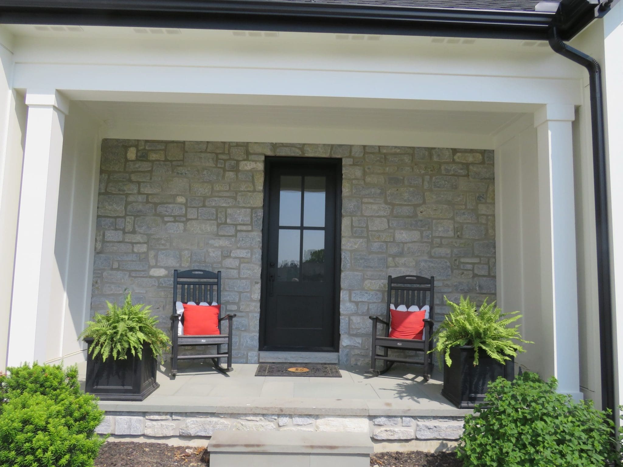 Nottingham Custom Linear Real Limestone Thin Veneer Porch