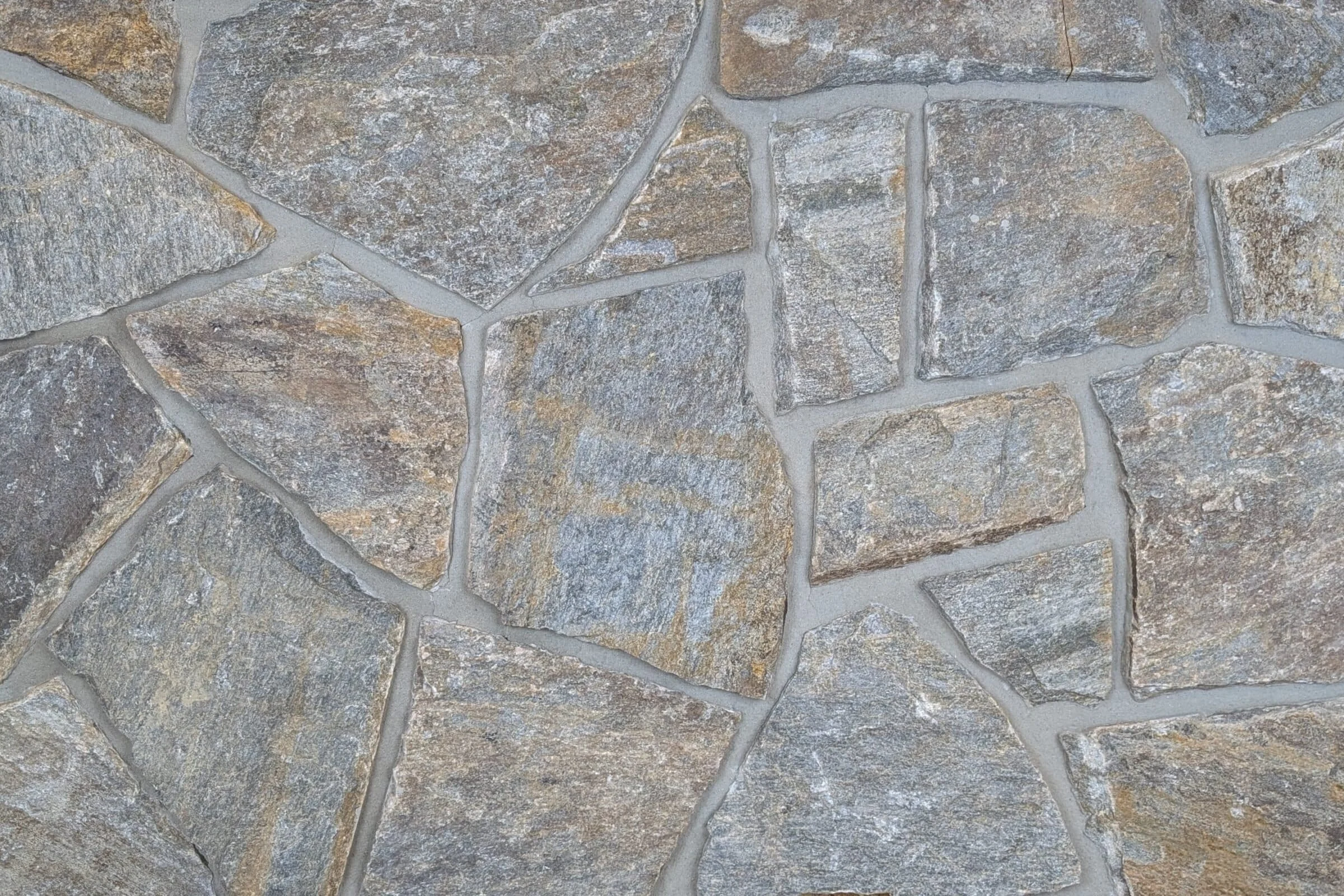 South Lake - Natural Thin Stone Veneer | Quarry Mill