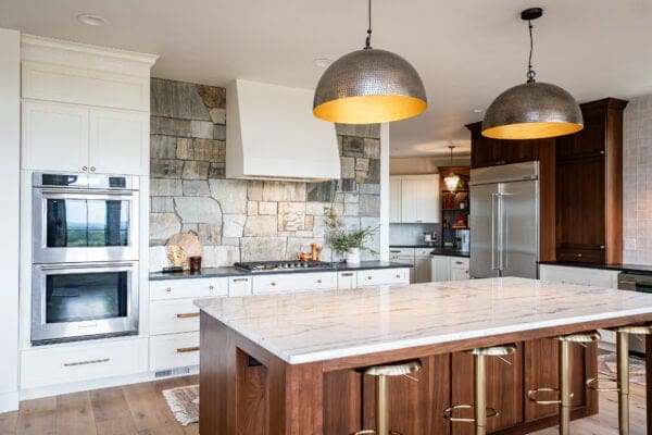 Westgate Real Stone Veneer Kitchen Backsplash