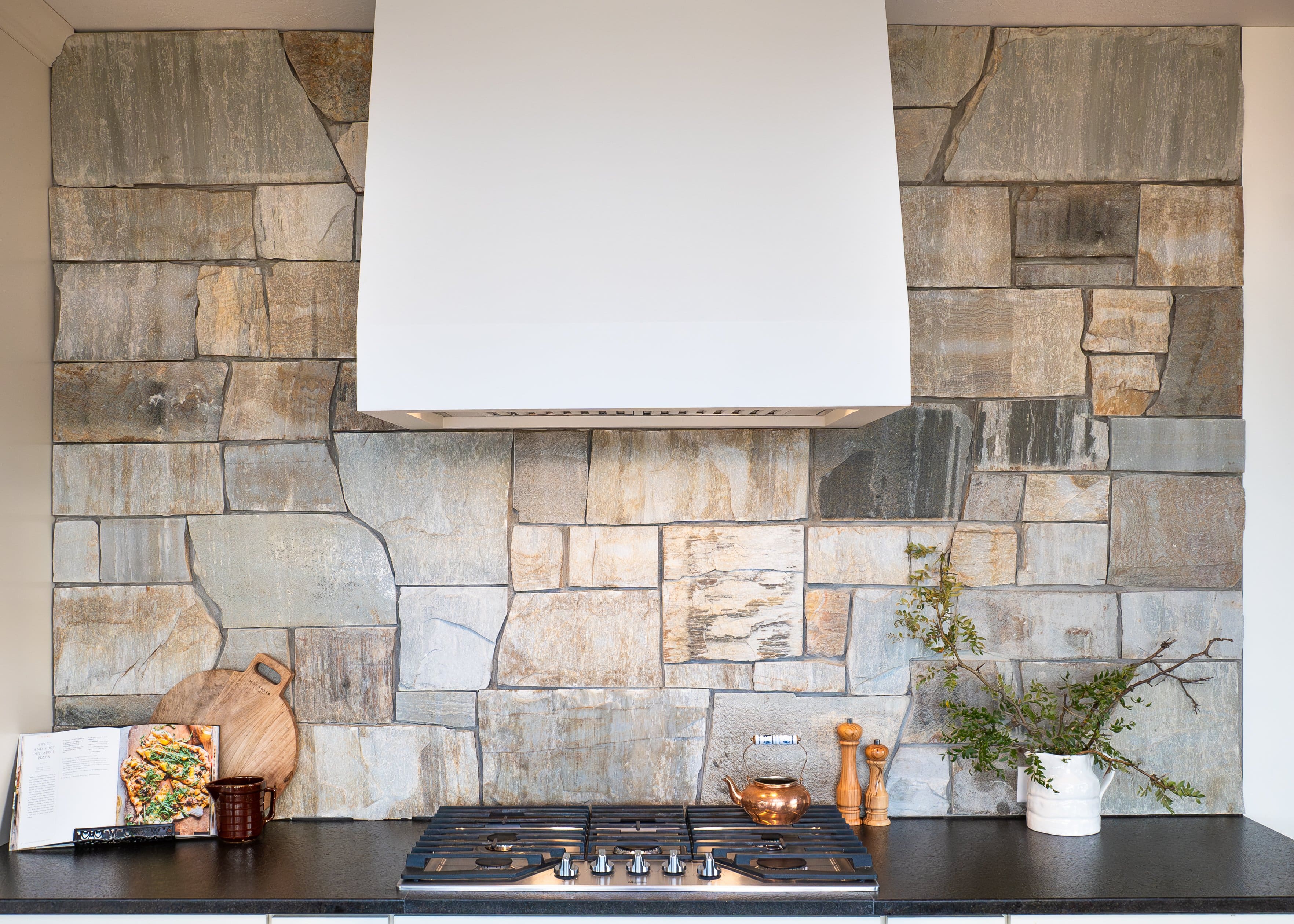 Westgate Real Stone Veneer Kitchen Backsplash