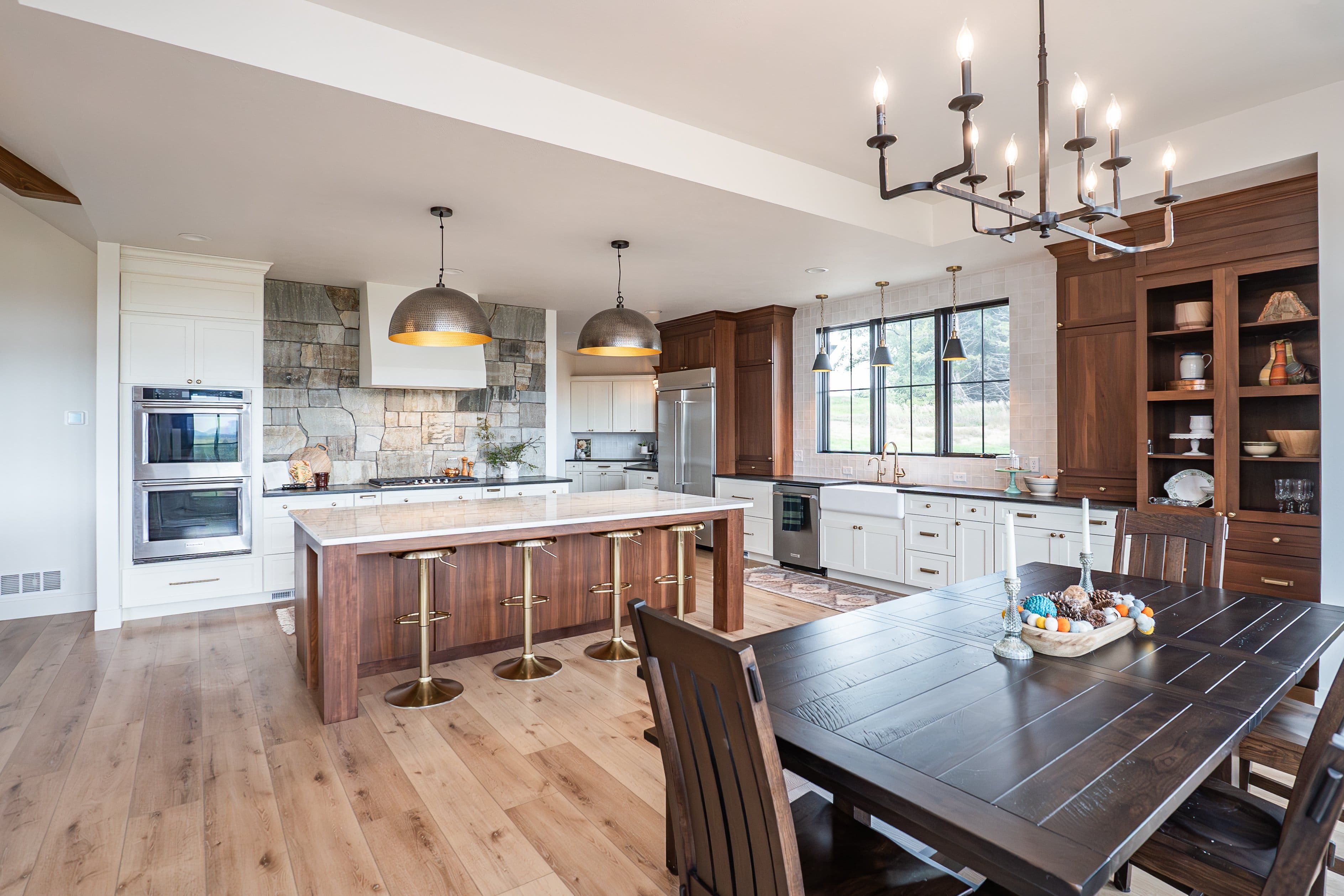 Westgate Thin Stone Veneer Kitchen