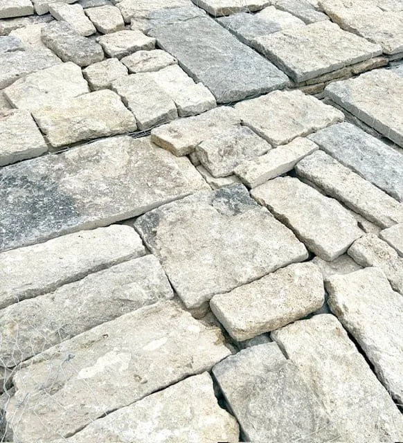 Maple Bluff Real Thin Stone Veneer Flats Pallets
