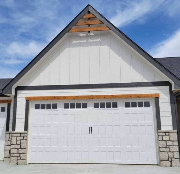 Zurich Natural Thin Stone Veneer Garage with Dark Mortar