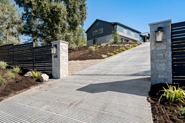 Plymouth Natural Granite Thin Veneer Entrance Pillars