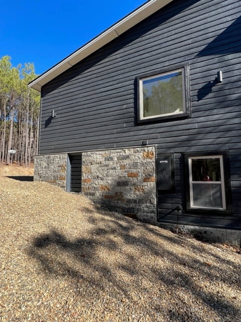 Buckingham Custom Brown Natural Stone Veneer Exterior